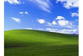 Windows XP標準の壁紙「草原」あの丘はどこにあるの？